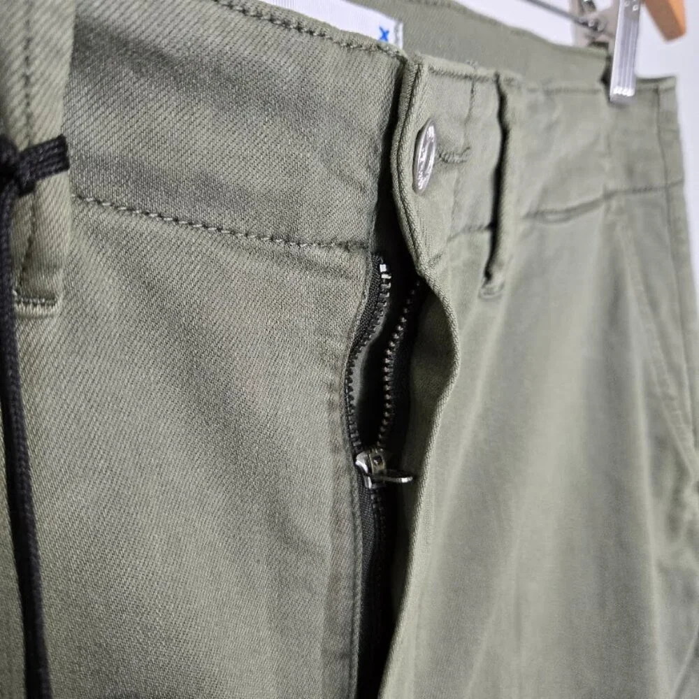 PAIGE Carly Wide Leg Cargo women's jeans in Vintage Ivy Green Size 29 NEW - Picture 5 of 11